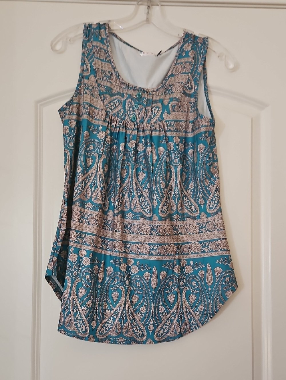 Paisley Scoop Neck Tank Top in Teal and Cream